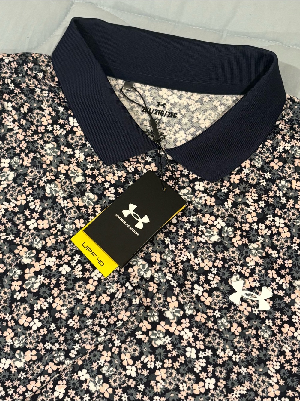 Under Armour Men’s Navy Floral Performance Golf Polo w/ Light Pink Accents 2XL